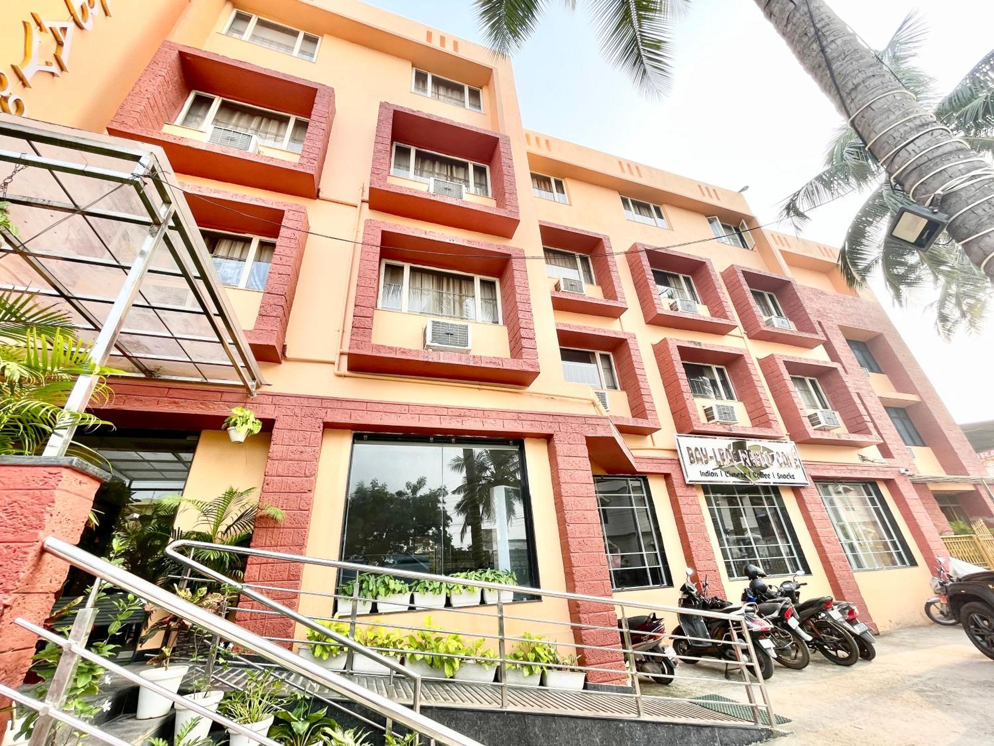 Hotel Rockbay ! Puri, Swimming Pool-Lift-And-Parking-Facility Near Sea Beach & Temple Breakfast Included Exterior foto